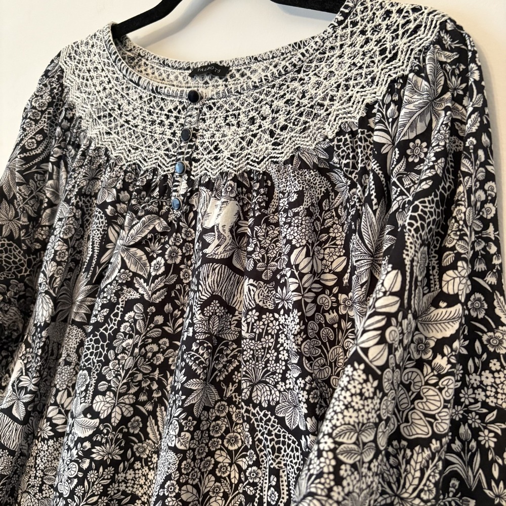 Talbots‎ 100% Cotton Big Cat Print Embroidered Blouse Size L? Novelty Lion Tiger - Picture 5 of 10